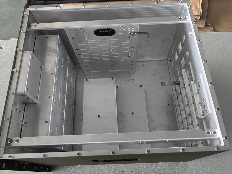 Vehicle-mounted Shelter Integrated Power Distribution Module